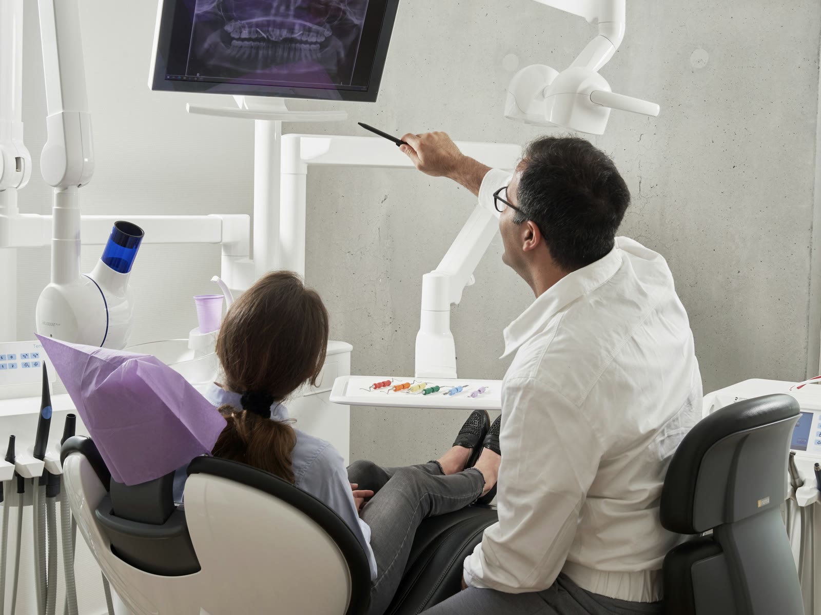 Treatment chair in a bright, quiet operatory